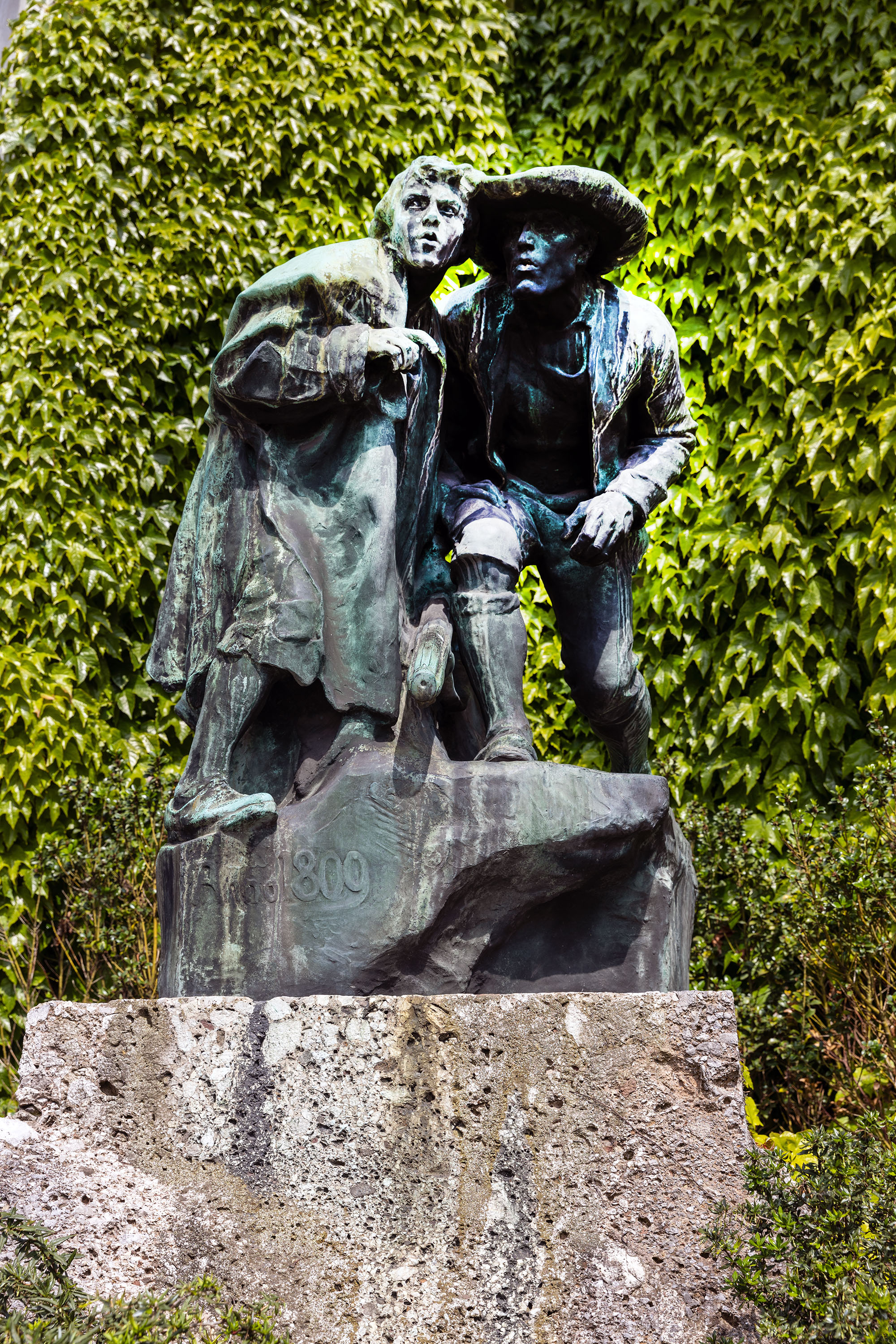 Innsbruck - Vater und Sohn ein Kriegsdenkmal von 1809